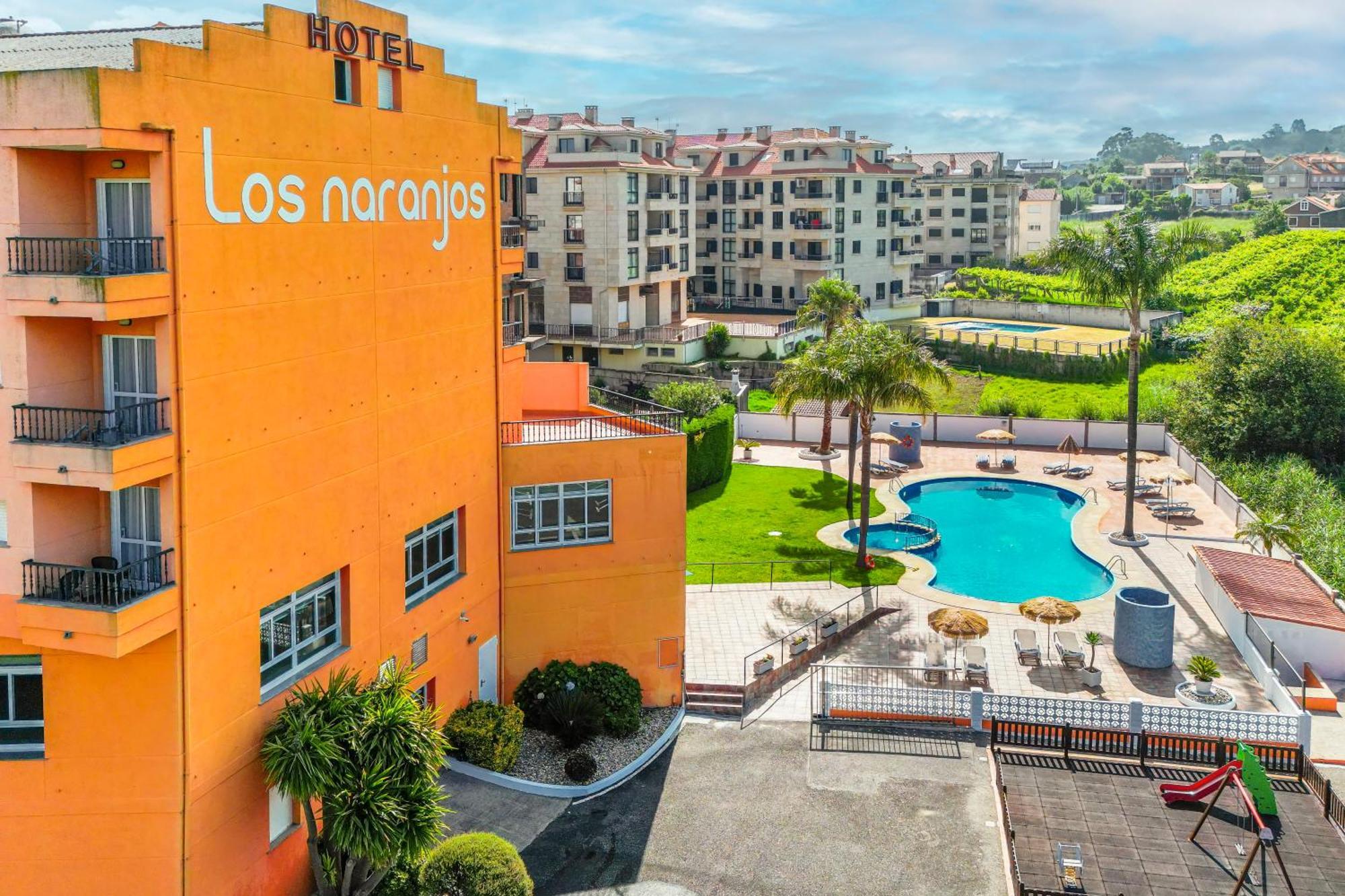ريفولتا Hotel Los Naranjos المظهر الخارجي الصورة